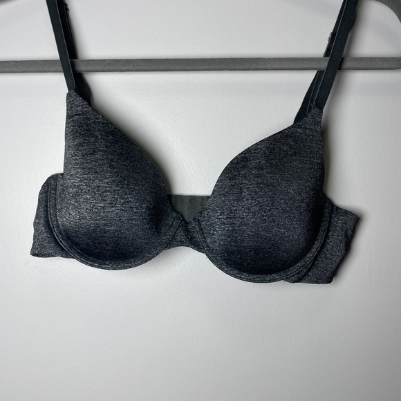 Lot of 3 Victoria’s Secret bras 34B - Picture 2 of 10